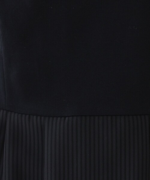 INDIVI（インディヴィ）の「【洗える／レイヤードにも活躍】ペプラムインナートップス（Tシャツ/カットソー・レディース・ブラック/オフホワイト/ベージュ・05/13/15 /19/34/38）」の12枚目の写真