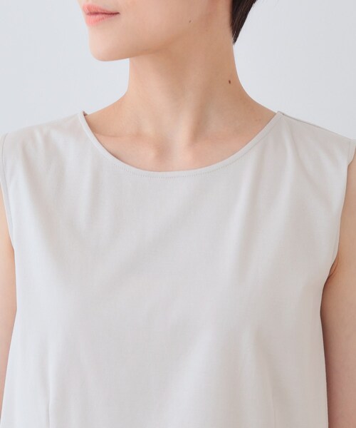 INDIVI（インディヴィ）の「【洗える／レイヤードにも活躍】ペプラムインナートップス（Tシャツ/カットソー・レディース・ブラック/オフホワイト/ベージュ・05/13/15 /19/34/38）」の20枚目の写真