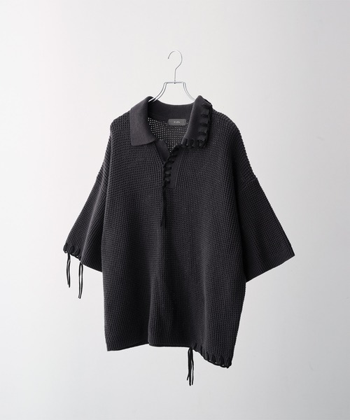 CLEL（クレイル）の「【CLEL】Hand Stitched Waffle Skipper Short Sleeve Knit Polo/ハンドステッチ ワッフルスキッパー半袖ニットポロ（ポロシャツ・メンズ・ブラック/グレイッシュベージュ/チャコールグレー/ブルー・XS/S/M/L）」の5枚目の写真