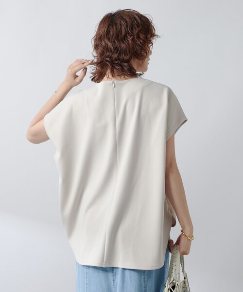 RIVE DROITE(リヴドロワ)の「【ベストセラー】ダンボールフレンチプルオーバー(Tシャツ/カットソー・レディース・オフホワイト/チャコールグレー/グレイッシュベージュ・FREE)」の20枚目の写真