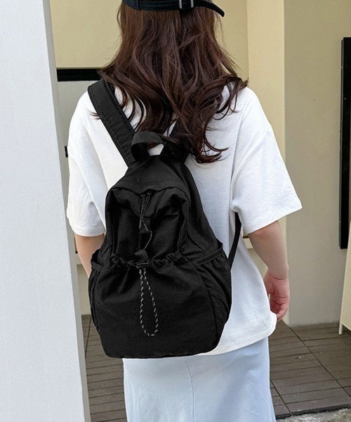 Miniministore（ミニミニストア）の「ドロストポケットリュック 軽量デイパック（バックパック/リュック・レディース・ピンク/ブラック/ベージュ/ブルー/ホワイト・FREE）」の6枚目の写真