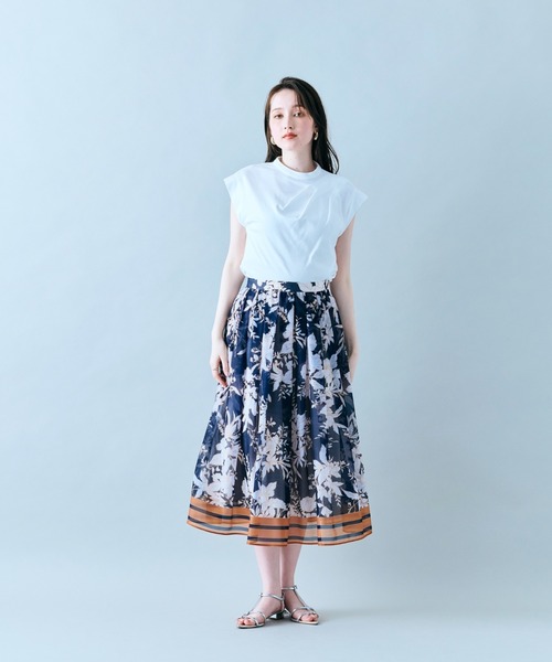 Audie a Muses(オーディアミューズ)の「フラワー×ボーダープリントスカート(スカート・レディース・ブルー/ネイビー・42/38/40)」の17枚目の写真
