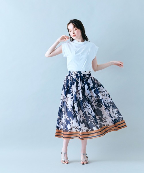 Audie a Muses(オーディアミューズ)の「フラワー×ボーダープリントスカート(スカート・レディース・ブルー/ネイビー・42/38/40)」の18枚目の写真