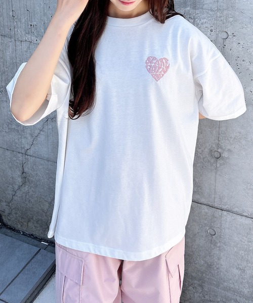 INGNI（イング）の「バックハート貼付チュニックTシャツ／Ａ（Tシャツ/カットソー・レディース・ホワイト×レッド/ホワイト×ピンク/ブラック×ホワイト/ホワイト×ブルー・M）」の8枚目の写真