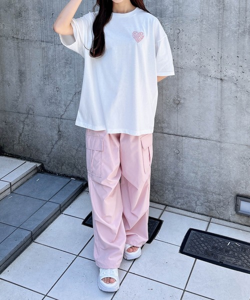 INGNI（イング）の「バックハート貼付チュニックTシャツ／Ａ（Tシャツ/カットソー・レディース・ホワイト×レッド/ホワイト×ピンク/ブラック×ホワイト/ホワイト×ブルー・M）」の6枚目の写真