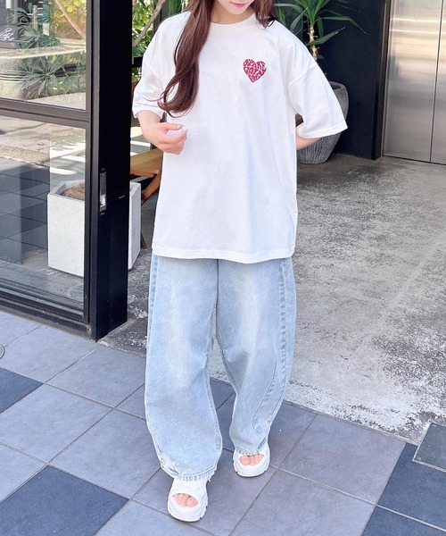 INGNI（イング）の「バックハート貼付チュニックTシャツ／Ａ（Tシャツ/カットソー・レディース・ホワイト×レッド/ホワイト×ピンク/ブラック×ホワイト/ホワイト×ブルー・M）」の10枚目の写真