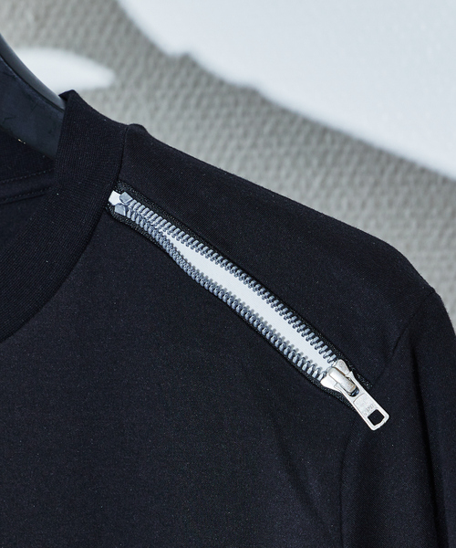 5351 POUR LES HOMMES（ゴーサンゴーイチプールオム）の「ジップ 半袖 Tシャツ（Tシャツ/カットソー・メンズ・ホワイト/ライトグレー/ブラック・50/48/46/44）」の8枚目の写真