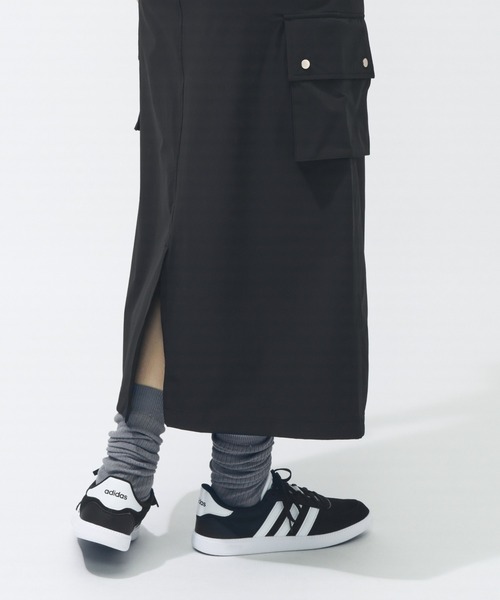 adidas（アディダス）の「アディダス adidas Luxflow ルーズフィット ウルトラロング丈カーゴスカート（スカート・レディース・グリーン/ブラック・S/M/L/XL）」の10枚目の写真