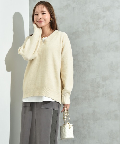 INTERPLANET（インタープラネット）の「７Ｇ天竺Ｖネックプルオーバー（ニット/セーター・レディース・チャコールグレー/ダークブルー/アイボリー・FREE）」の8枚目の写真