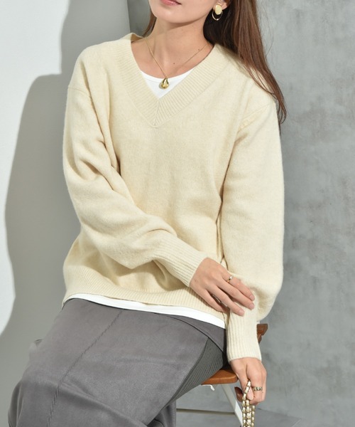 INTERPLANET（インタープラネット）の「７Ｇ天竺Ｖネックプルオーバー（ニット/セーター・レディース・チャコールグレー/ダークブルー/アイボリー・FREE）」の11枚目の写真