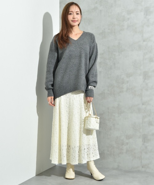 INTERPLANET（インタープラネット）の「７Ｇ天竺Ｖネックプルオーバー（ニット/セーター・レディース・チャコールグレー/ダークブルー/アイボリー・FREE）」の12枚目の写真