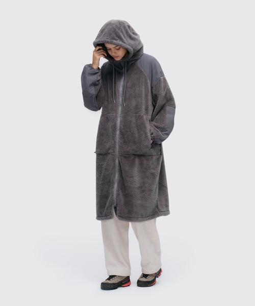 WILD THINGS（ワイルドシングス）の「レベル3 シャギーフーデッドコート│LEVEL3 SHAGGY HOODED COAT（ダウンジャケット/コート・レディース・ブラック/グレー・S/M）」の5枚目の写真