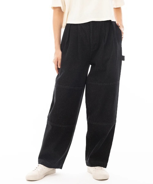RVCA（ルーカ）の「【RVCA/ルーカ】24SS RECESSION DOUBLE KNEE PANTS/タック入りワークワイドシルエットダブルニーデニムパンツ（その他パンツ・レディース・ホワイト/ブラック/ブルー・MEDIUM/LARGE）」の2枚目の写真