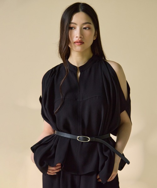 STUDIOUS(ステュディオス)の「【STUDIOUS/ステュディオス】BACK SATIN DRAPE BLOUSE/バックサテンドレープブラウス/ウォッシャブル(シャツ/ブラウス・レディース・ブラック/ホワイト・FREE)」の16枚目の写真
