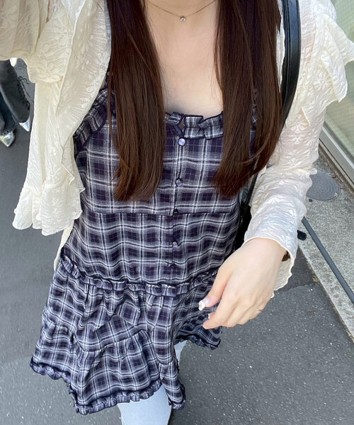 continuer de NICE CLAUP（コンティニューデナイスクラップ）の「【@_chipi2xセレクト】キャミティアードチュニック（シャツ/ブラウス・レディース・オフホワイト/ブラウン系その他/ピンク/ネイビー/ブラック/レオパード/その他11・FREE）」の5枚目の写真