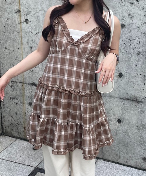 continuer de NICE CLAUP（コンティニューデナイスクラップ）の「【@_chipi2xセレクト】キャミティアードチュニック（シャツ/ブラウス・レディース・オフホワイト/ブラウン系その他/ピンク/ネイビー/ブラック/レオパード/その他11・FREE）」の4枚目の写真