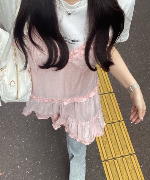 continuer de NICE CLAUP（コンティニューデナイスクラップ）の「【@_chipi2xセレクト】キャミティアードチュニック（シャツ/ブラウス・レディース・オフホワイト/ブラウン系その他/ピンク/ネイビー/ブラック/レオパード/その他11・FREE）」の13枚目の写真