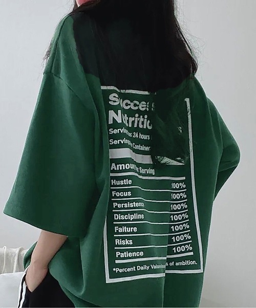 NinaetLina（ニナエリナ）の「ビッグシルエットバックプリント英字Tシャツ（Tシャツ/カットソー・レディース・ブルー/ブラック/ホワイト/グリーン・FREE）」の10枚目の写真
