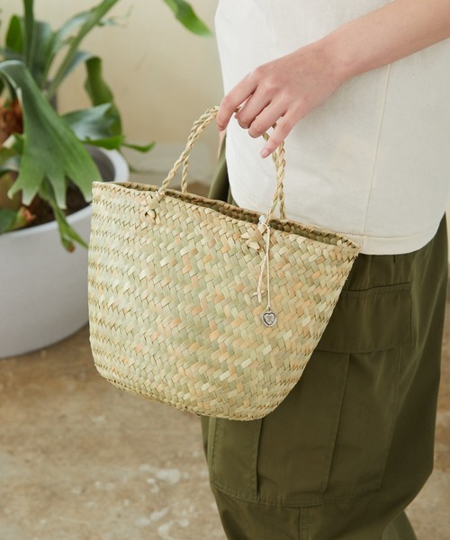 OJO DE MEX(オホデメックス)の「OJO DE MEX/オホデメックス Rollo palma tote トートバッグ かごバッグ(かごバッグ・レディース・グリーン/ゴールド/ナチュラル・FREE)」の6枚目の写真