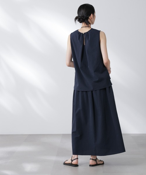 NANO universe（ナノユニバース）の「サッカーブラウス×スカートセットアップ（ワンピース・レディース・ネイビー/オフホワイト・S/M）」の6枚目の写真