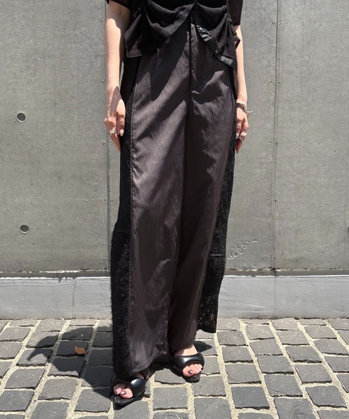 &g'aime(アンジェム)の「【&g'aime】レースMIXラインパンツ Lace-Panel Track Pants(スラックス・レディース・アイボリー/チャコールグレー・FREE)」の22枚目の写真