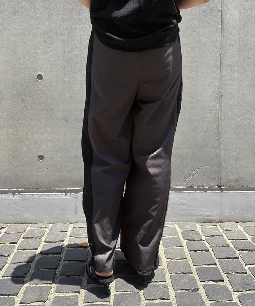 &g'aime(アンジェム)の「【&g'aime】レースMIXラインパンツ Lace-Panel Track Pants(スラックス・レディース・アイボリー/チャコールグレー・FREE)」の20枚目の写真