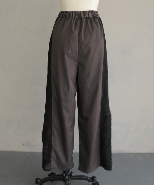 &g'aime(アンジェム)の「【&g'aime】レースMIXラインパンツ Lace-Panel Track Pants(スラックス・レディース・アイボリー/チャコールグレー・FREE)」の6枚目の写真