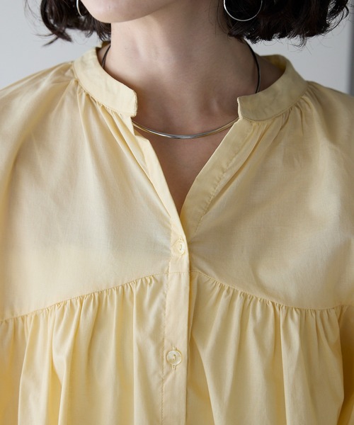 each（イーチ）の「スタンドカラーキャンディースリーブコットンブラウス（シャツ/ブラウス・レディース・ブラック/サックスブルー/ホワイト/イエロー・FREE）」の17枚目の写真