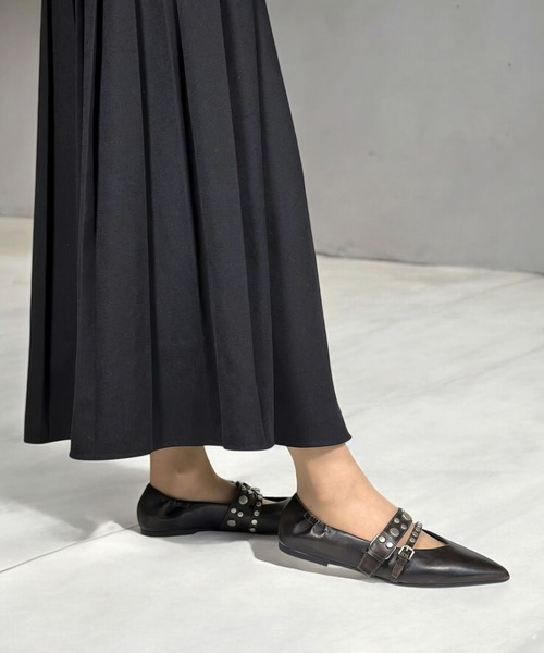 ASH（アッシュ）の「アッシュ【BRITNY】フラットポインテッドトゥパンプス スタッズ バレエシューズ メリージェーン 1.5cmヒール（パンプス・レディース・ブラック・38/37/36/35/39）」の6枚目の写真