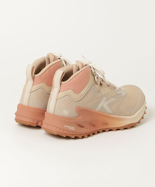KEEN(キーン)の「ZIONIC NXT MID WP / ザイオニック エヌエックスティー ミッド ウォータープルーフ / レディース 防水ハイキングシューズ(その他シューズ・レディース・ベージュ・22.5cm/23cm/23.5cm/24.5cm/25cm/25.5cm/26cm)」の2枚目の写真
