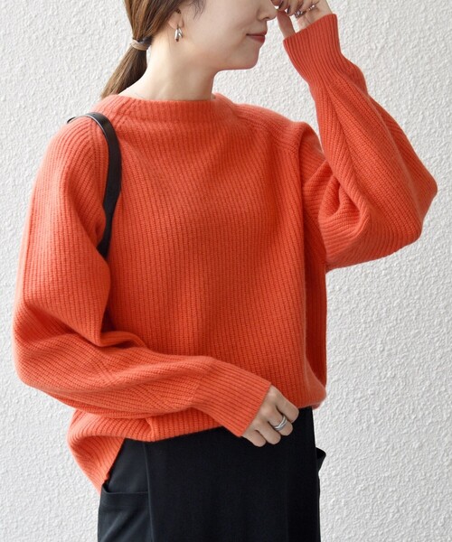 美品✨定価18万 フォクシー カシミヤウール ケーブルニットパーカー オレンジ 美品✨定価18万 フォクシー カシミヤウール ケーブルニット