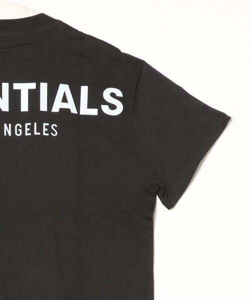 TCSS（ティーシーエスエス）の「FOG ESSENTIALS エッセンシャルズ  LOGO TEE ロゴ Tシャツ バックプリント フロント リフレクタープリント（Tシャツ/カットソー・メンズ・ブラック/グレー・MEDIUM/LARGE）」の4枚目の写真