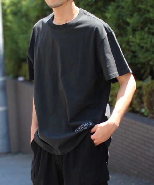 TCSS（ティーシーエスエス）の「FOG ESSENTIALS エッセンシャルズ  LOGO TEE ロゴ Tシャツ バックプリント フロント リフレクタープリント（Tシャツ/カットソー・メンズ・ブラック/グレー・MEDIUM/LARGE）」の13枚目の写真