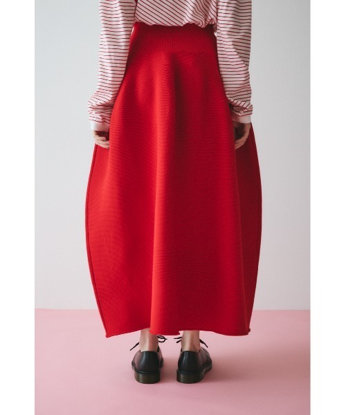 HeRIN.CYE（ヘリンドットサイ）の「Jersey volume knit skirt　　ジャージボリュームニットスカート（スカート・レディース・ブラック/ブラウン/レッド/ブルー・FREE）」の8枚目の写真