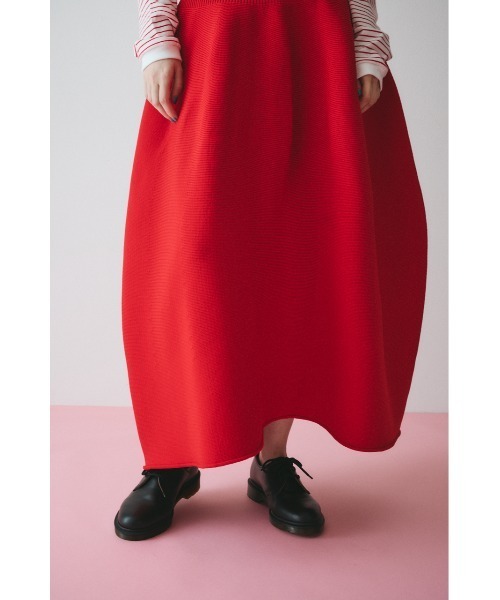 HeRIN.CYE（ヘリンドットサイ）の「Jersey volume knit skirt　　ジャージボリュームニットスカート（スカート・レディース・ブラック/ブラウン/レッド/ブルー・FREE）」の11枚目の写真