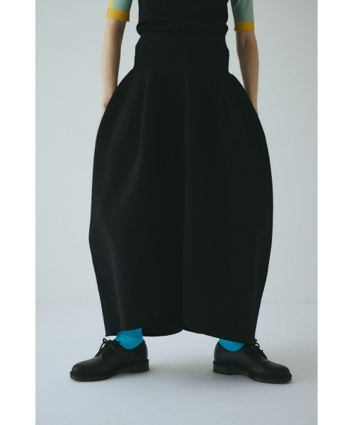 HeRIN.CYE（ヘリンドットサイ）の「Jersey volume knit skirt　　ジャージボリュームニットスカート（スカート・レディース・ブラック/ブラウン/レッド/ブルー・FREE）」の12枚目の写真