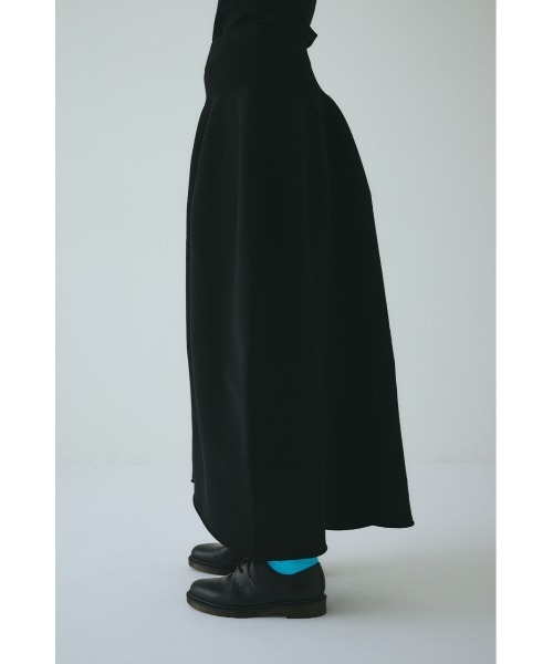 HeRIN.CYE（ヘリンドットサイ）の「Jersey volume knit skirt　　ジャージボリュームニットスカート（スカート・レディース・ブラック/ブラウン/レッド/ブルー・FREE）」の14枚目の写真
