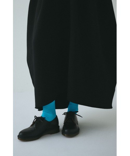 HeRIN.CYE（ヘリンドットサイ）の「Jersey volume knit skirt　　ジャージボリュームニットスカート（スカート・レディース・ブラック/ブラウン/レッド/ブルー・FREE）」の18枚目の写真