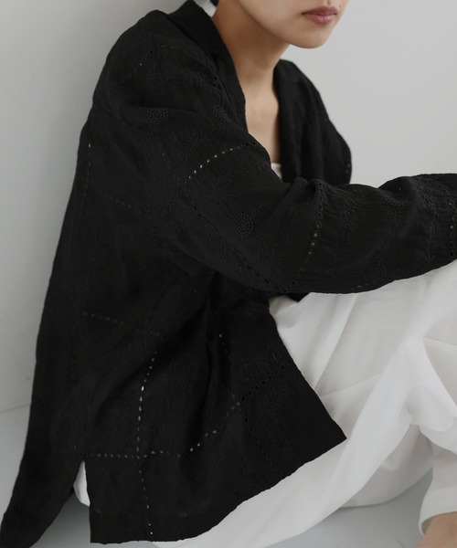 hellam（へラム）の「カットワークレースシャツ（シャツ/ブラウス・レディース・ブラック/ホワイト・FREE）」の12枚目の写真