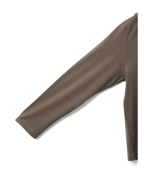 mizuiroind（ミズイロインド）の「mizuiro ind ワイドカラーポロシャツ（Tシャツ/カットソー・レディース・ダークブラウン/ネイビー/ブラック/グレー・FREE）」の19枚目の写真