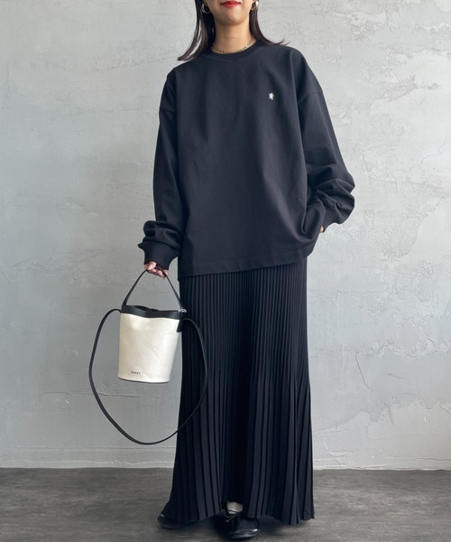 GYMPHLEX（ジムフレックス）の「[GYMPHLEX/ジムフレックス] ワンポイント刺繍ロゴ クルーネックロンT（Tシャツ/カットソー・レディース・ブラック/グレー/ブルー/キナリ/ライトグレー・S/M/L）」の12枚目の写真