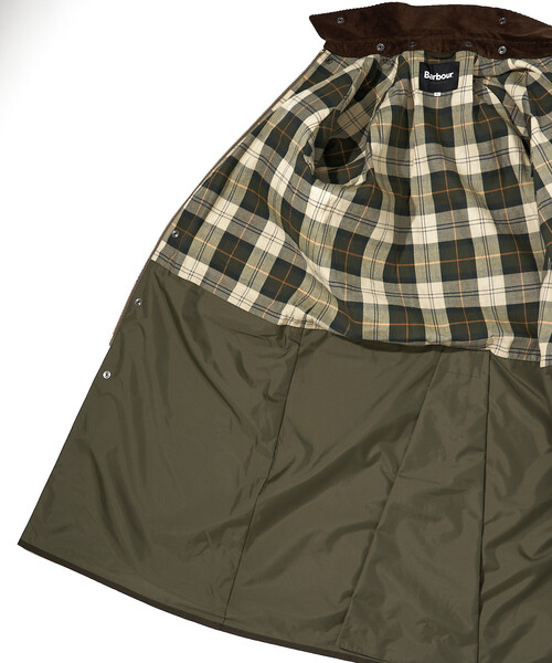 Barbour（バブアー）の「Barbour/バブアー 別注 SNOWDON（ブルゾン・メンズ・ブラック/ブラウン/セージグリーン・38/40/42）」の21枚目の写真