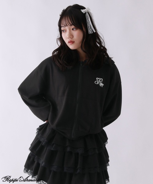 repipi armario（レピピ アルマリオ）の「【girly line】idolフリルZIPパーカー（パーカー・キッズ・ブラック/グレー/サックスブルー・MEDIUM/LARGE/SMALL）」の2枚目の写真