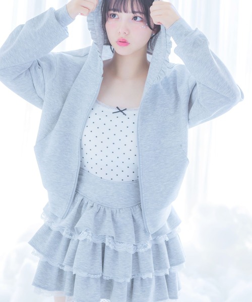 repipi armario（レピピ アルマリオ）の「【girly line】idolフリルZIPパーカー（パーカー・キッズ・ブラック/グレー/サックスブルー・MEDIUM/LARGE/SMALL）」の5枚目の写真