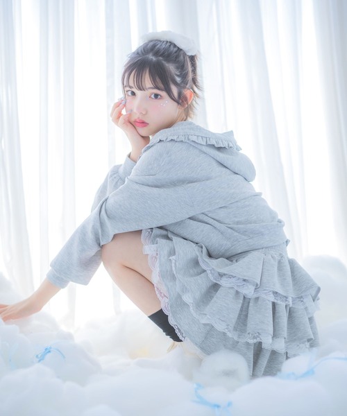 repipi armario（レピピ アルマリオ）の「【girly line】idolフリルZIPパーカー（パーカー・キッズ・ブラック/グレー/サックスブルー・MEDIUM/LARGE/SMALL）」の10枚目の写真