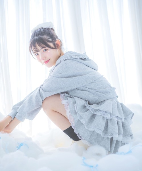 repipi armario（レピピ アルマリオ）の「【girly line】idolフリルZIPパーカー（パーカー・キッズ・ブラック/グレー/サックスブルー・MEDIUM/LARGE/SMALL）」の12枚目の写真