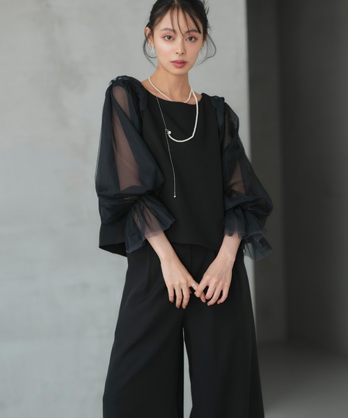 RUIRUE BOUTIQUE（ルイルエブティック）の「オケージョンドレス 結婚式 前後2WAY 洗える ｜ バックコンシャストップス ＆ タックワイドパンツ ドレス ( チュールつけ袖付き ) ｜ パンツドレス 美脚効果（パンツドレス・レディース・チャコールグレー/ブラック/ネイビー・S/M/L/LL）」の6枚目の写真