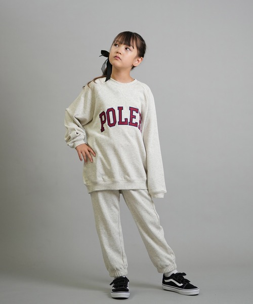 POLeR(ポーラー)の「POLER/ポーラー トレーナー スウェット キッズ クルーネック カレッジロゴ 裏毛 セットアップ対応 KIDS COLLEGE CREW 259MCV0038(スウェット・キッズ・チャコール/オートミール・160cm/150cm/140cm/130cm)」の13枚目の写真
