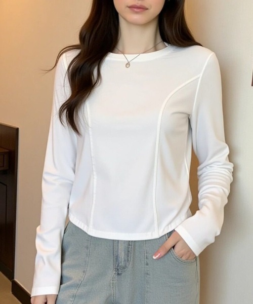 cammie(キャミー)の「裾ラウンドカットタイトプルオーバー(Tシャツ/カットソー・レディース・ブラック/ホワイト・L/M)」の6枚目の写真