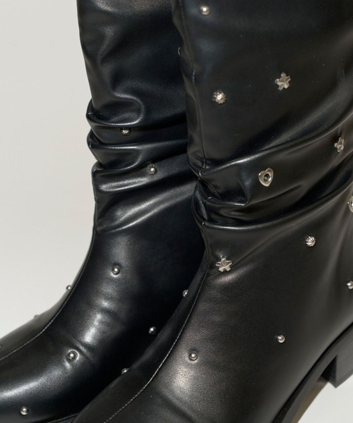 WILLFULLY（ウィルフリー）の「plenty random studs long boots（ブーツ・レディース・タン/ブラック・S/M/L）」の11枚目の写真